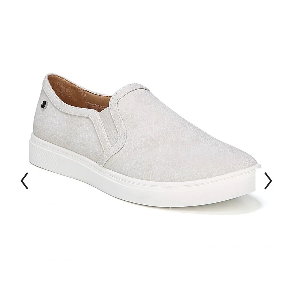 Life Stride Velocity Comfort Memory Foam Taupe Slip On Sneakers